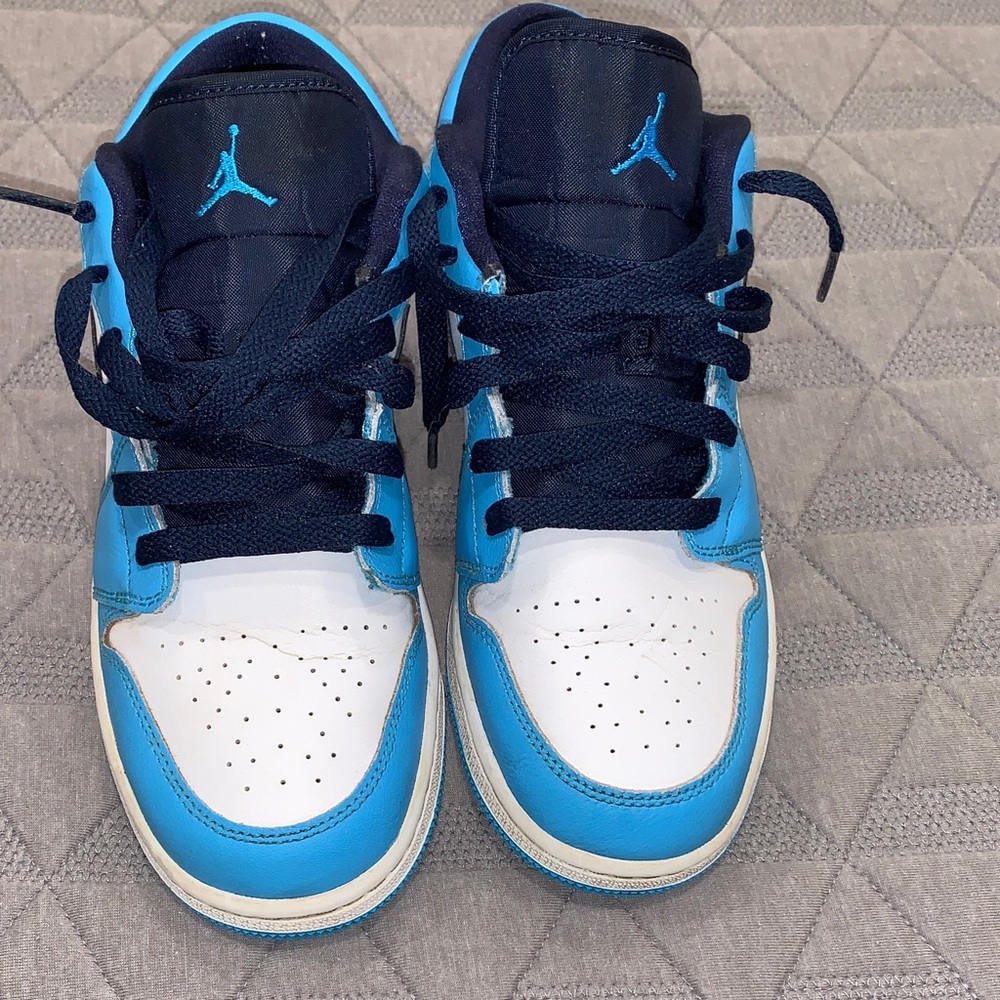 Nike Kids Sneakers in Blue and White